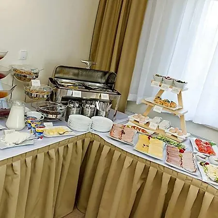 Bed & Breakfast Goscinne Krzys Karwia